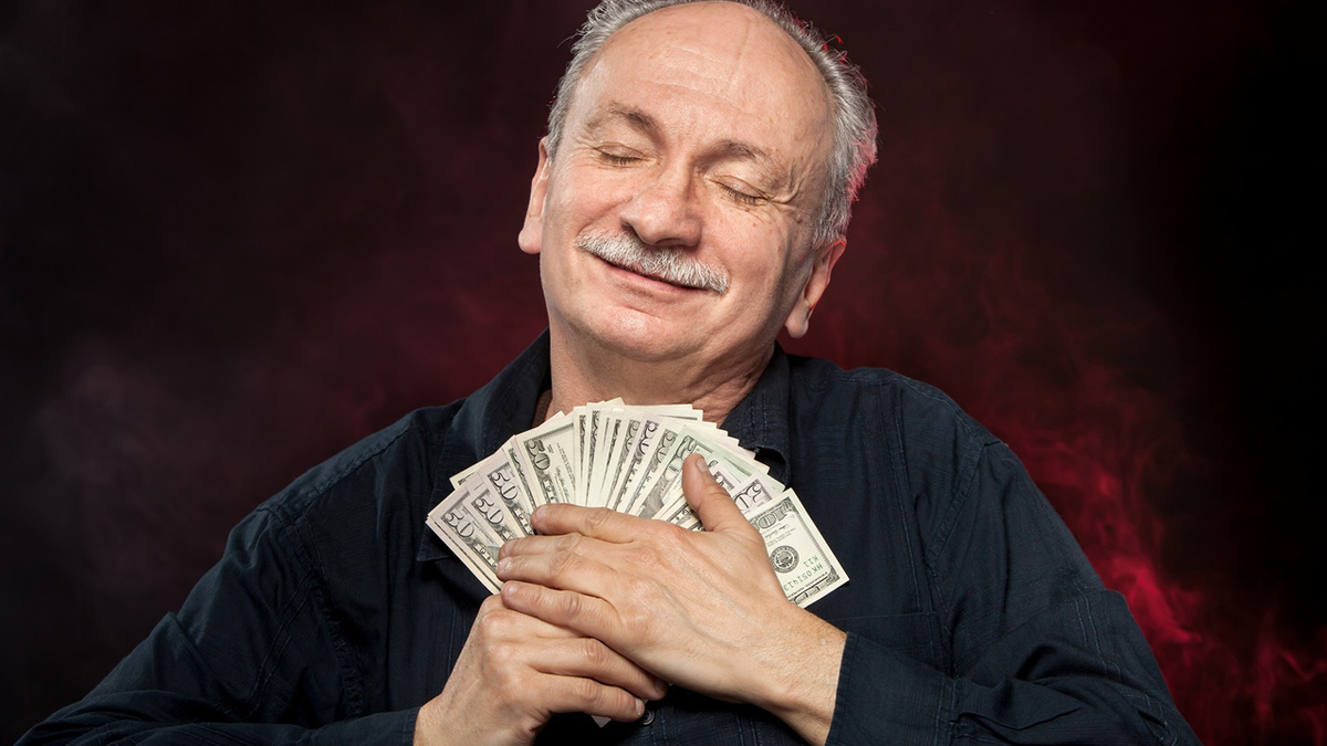 Пенсии госслужащих: отдельная реальность