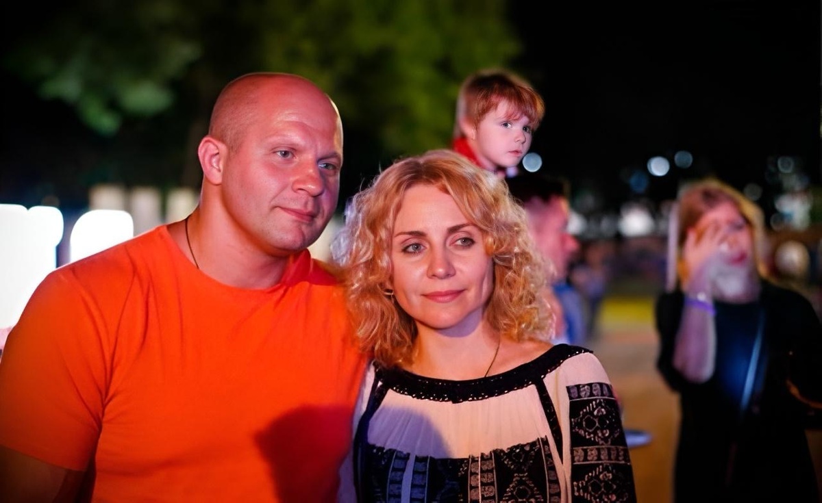 Федор Емельяненко с супругой Оксаной