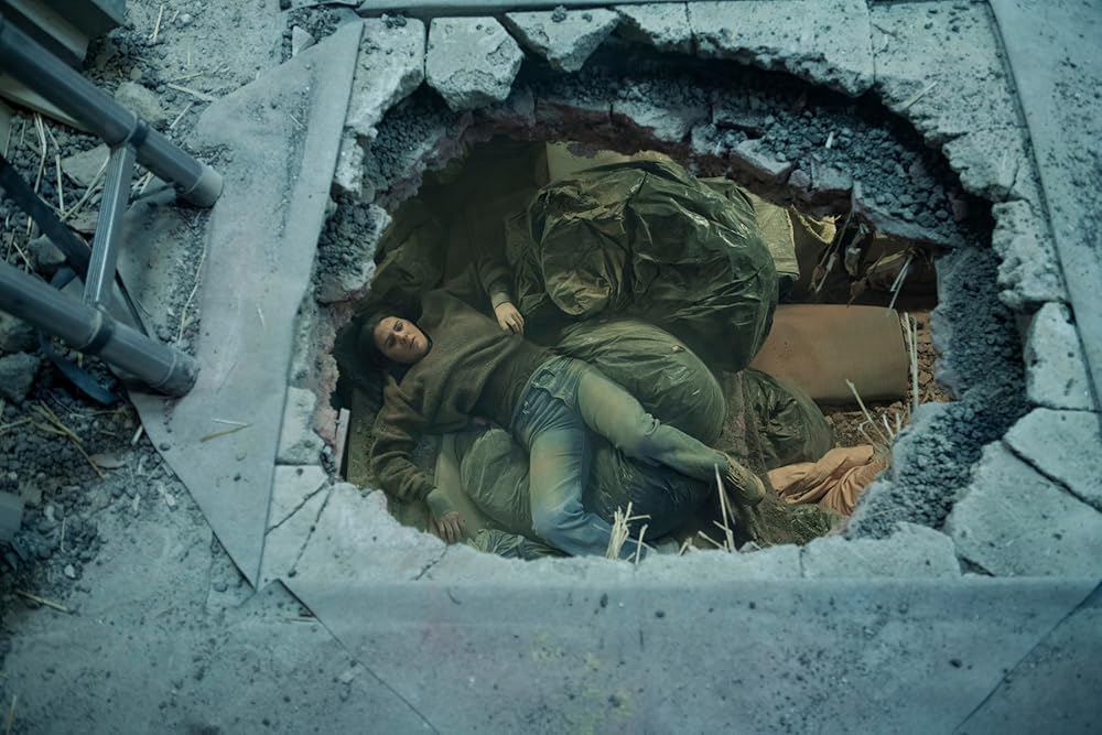 Кадр из фильма «Brick». Режиссер: Филип Кох. Производство: Leonine Studios, Nocturna Productions, Wiedemann & Berg Television