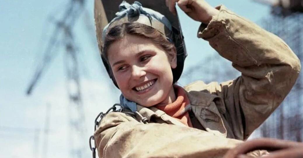 Cчастливые "брежневские времена", глядя на которые, хочется вернуться обратно