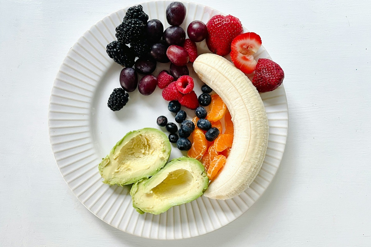     Омолаживающие фрукты и ягоды: что есть летом, чтобы не стареть