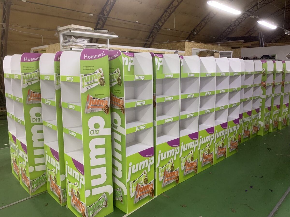 Рекламные носители — вывески, стойки, витрины