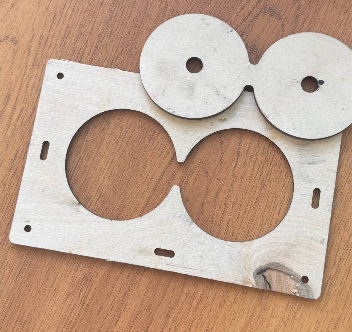 Свои фоткал (❁´◡`❁)