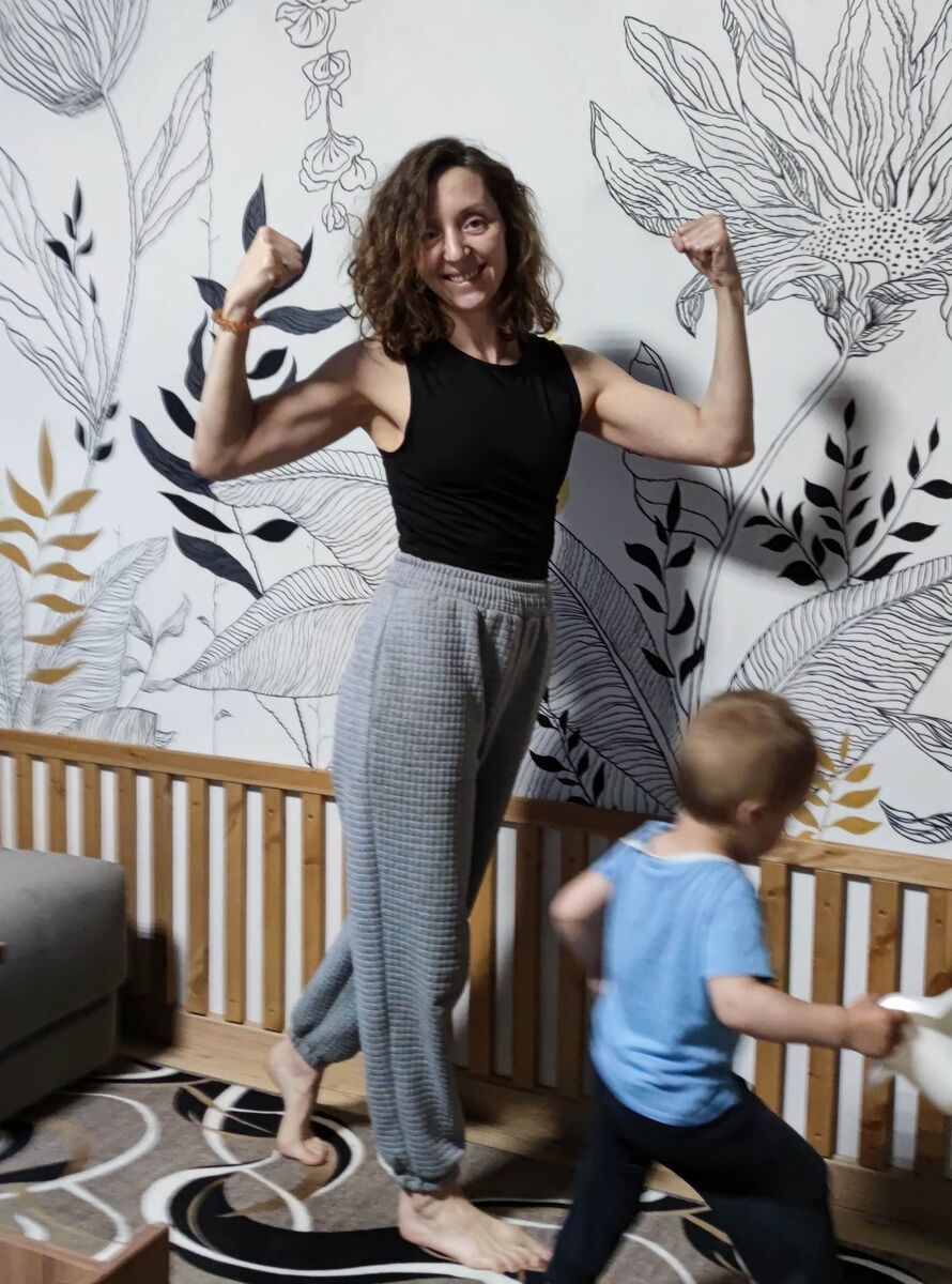 Привет! Я Ксюша, мама пятерых. Долгое время занималась тхэквондо, недавно закончила обучение на фитнес-тренера. Здесь рассказываю о своей жизни как она есть. Всем рада, присоединяйтесь!