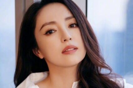     Актриса Дун Сюань снова вышла замуж спустя 6 лет после драматичного развода