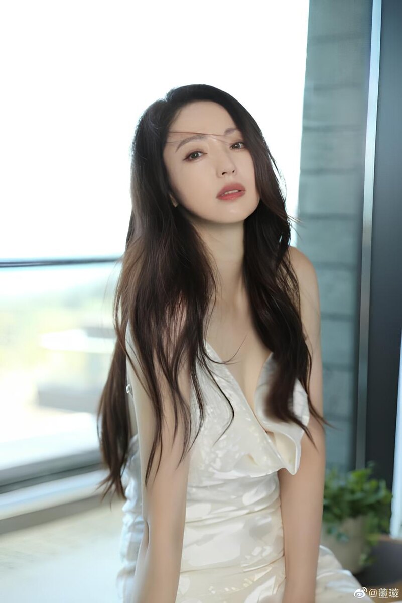    Дун СюаньСоцсети