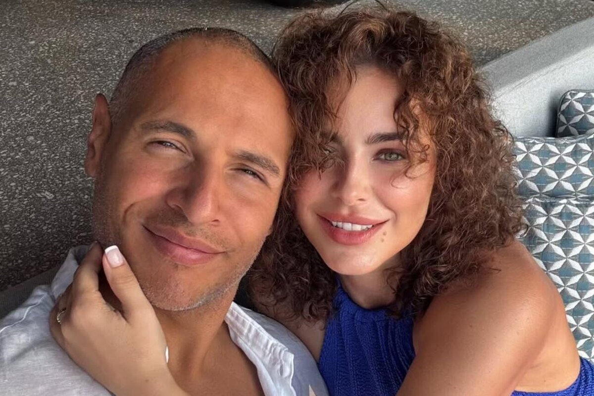    Ани Лорак с женихом Социальные сети