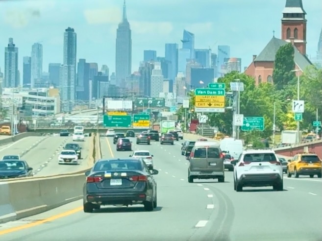 "Шеф, гони, плачу два счетчика!" (с)🤪