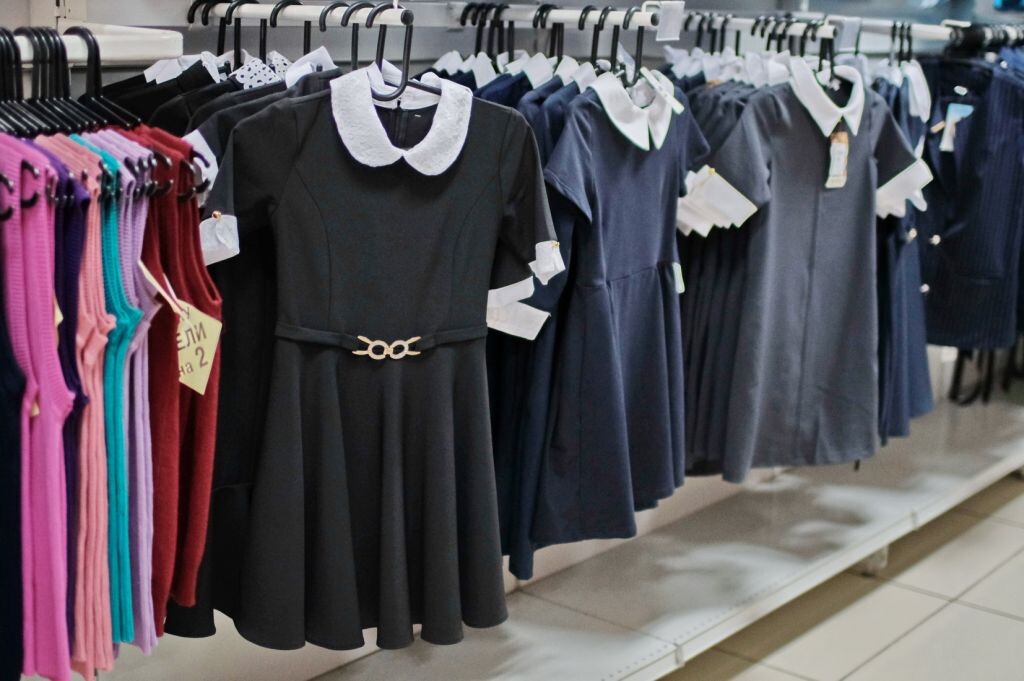     Школьная форма..Сергей Кулыгин, "БР"