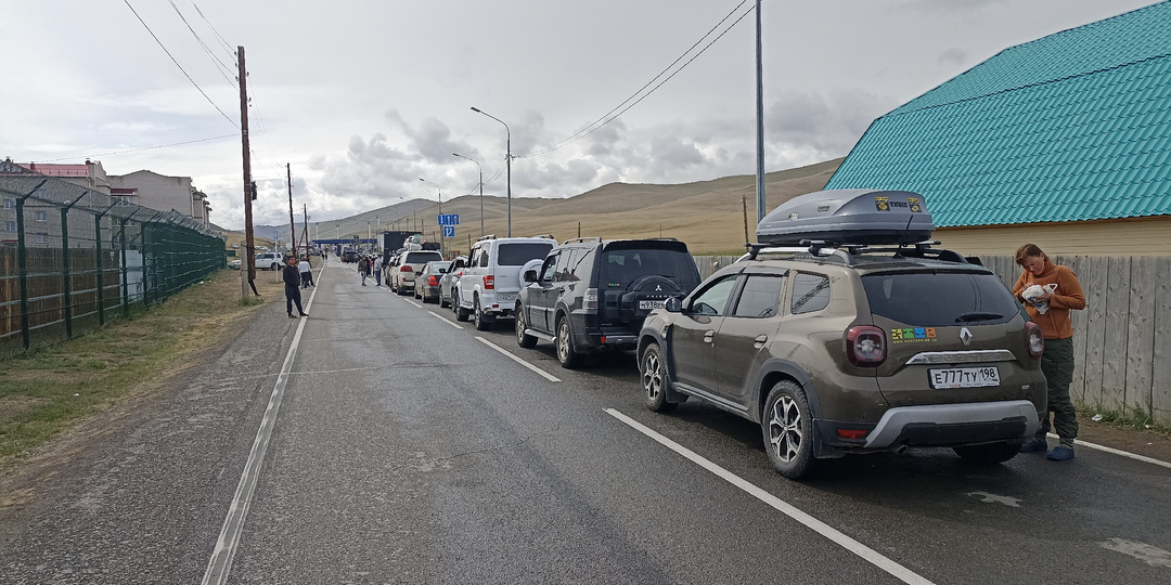 Как мы заезжали в Монголию со стороны Алтая. Отзыв о прохождении российско-монгольской границы