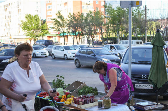    Уличная торговля Фото: АиФ/ Александр Тарасов
