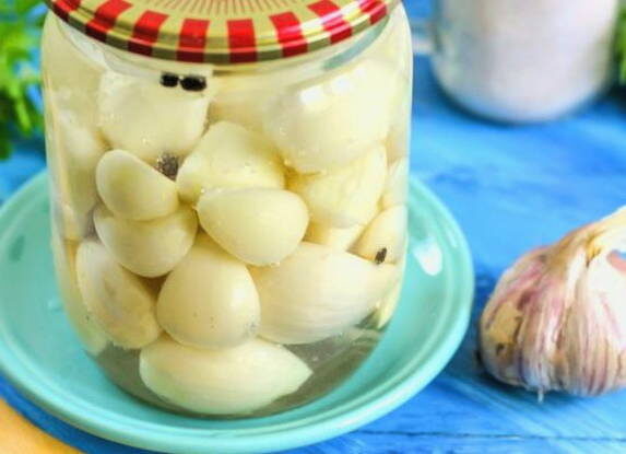 ЧЕСНОК МАРИНОВАННЫЙ