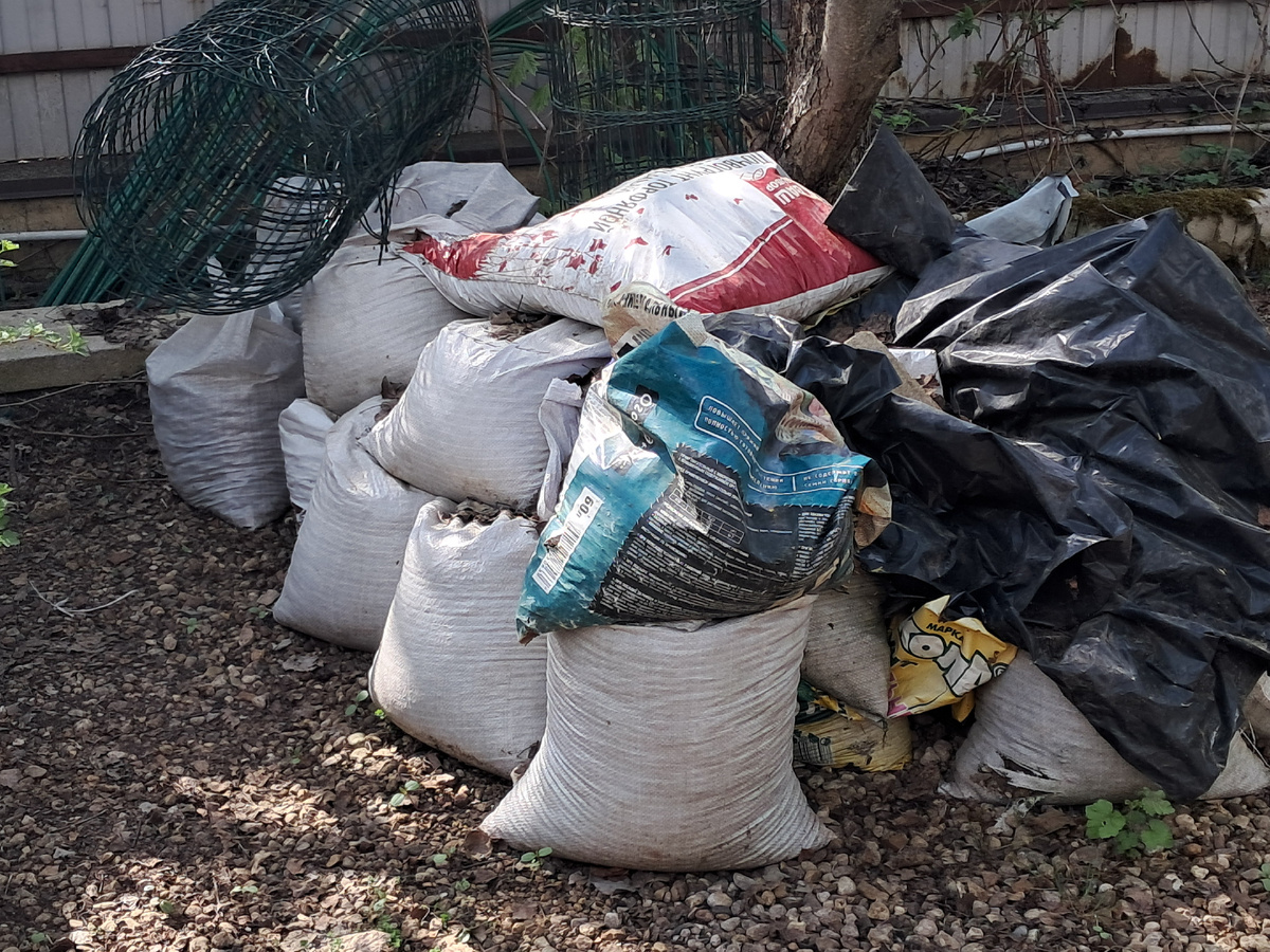 После первой статьи Инны, вооружившись тлф, я вышла на участок 