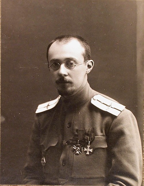 Александр Александрович Фридман (4 (16) июня 1888, Санкт-Петербург — 16 сентября 1925, Ленинград) — русский и советский математик, гидромеханик, физик и геофизик, основоположник современной физической космологии, автор исторически первой нестационарной модели Вселенной (Вселенная Фридмана), один из создателей современной динамической метеорологии