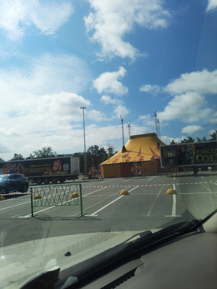 Фото автора на не ахти телефон, кстати, звонки с фотоаппара ещё хуже