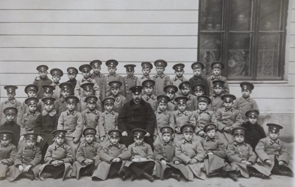 Московские гимназисты, 1914 (фото из интернета; здесь как иллюстрация)