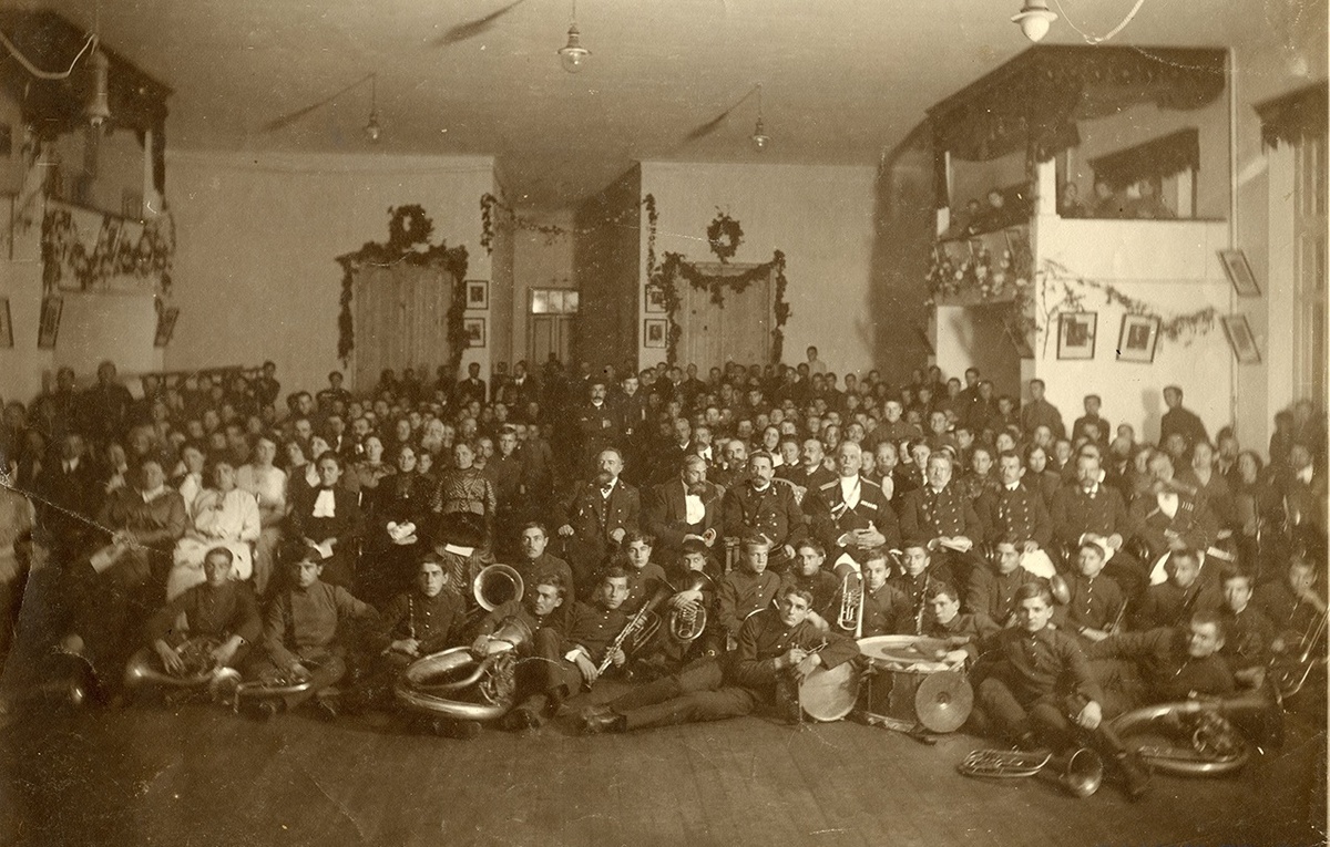 Армавирская мужская гимназия (фото из интернета; здесь как иллюстрация)