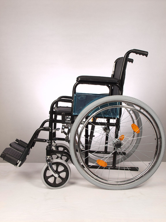 Кресло с пневматическими шинам