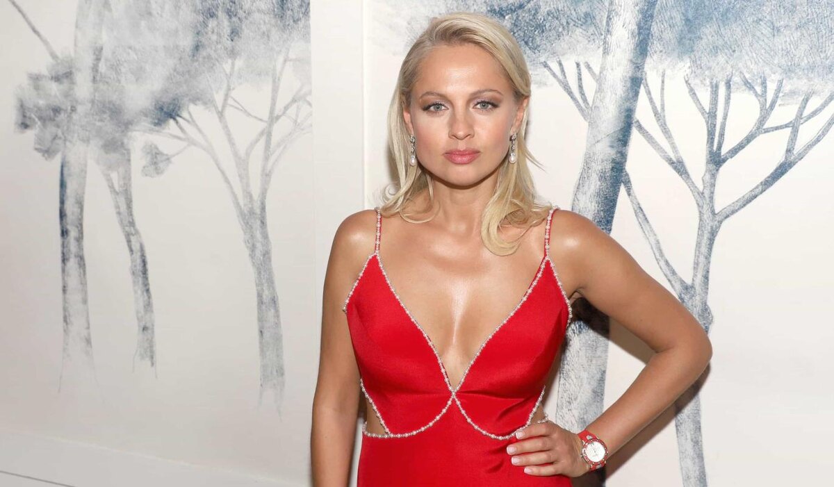     Актриса Янина Студилина: "Чем конкретнее играешь, тем ярче получается роль"