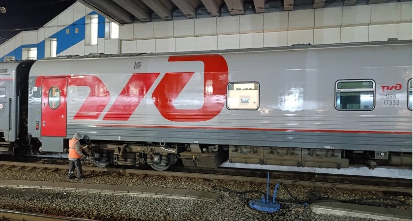    Названы самые тихие вагоны без визгов - в РЖД поделились секретом, как ехать в тишине