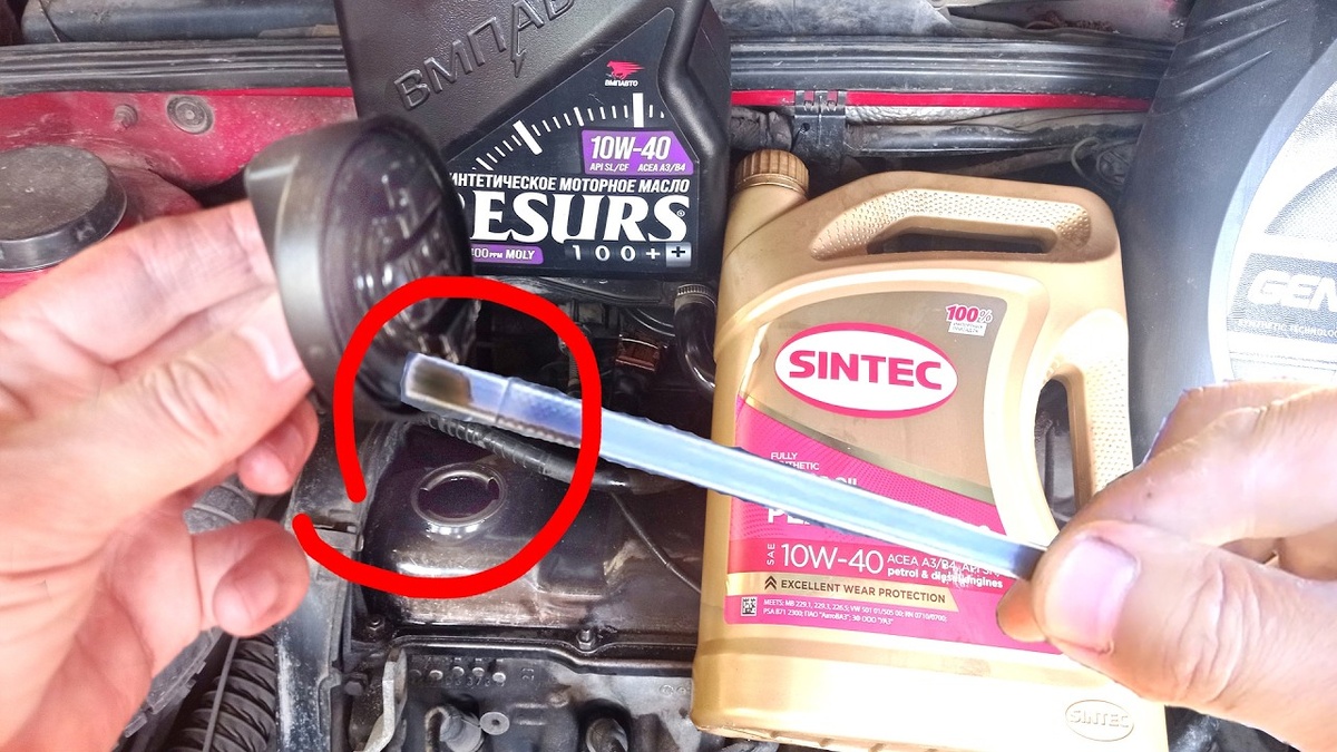 Ксакое масло лить в двигатель