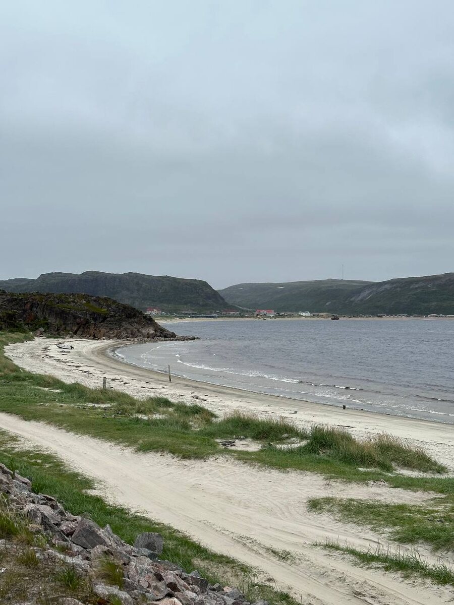 Песчаный пляж.