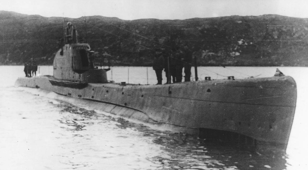 Советская подводная лодка Щ-402