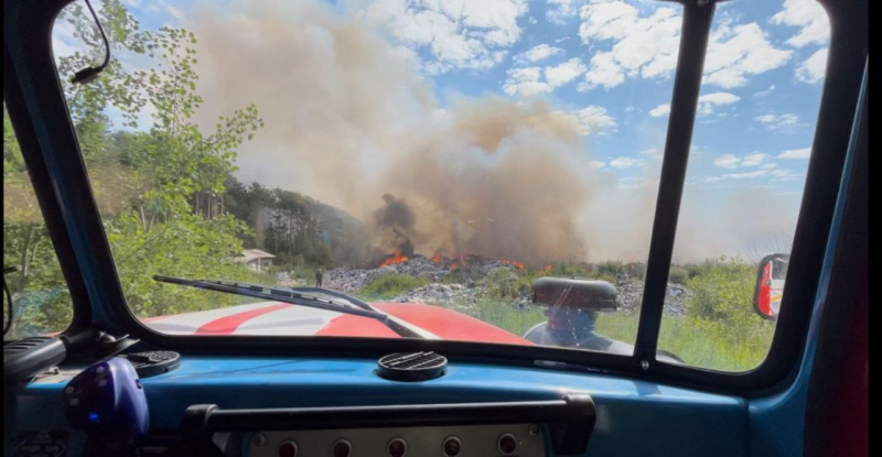    Мусорная свалка горит в МедвежьегорскеГоскомитет Карелии по безопасности