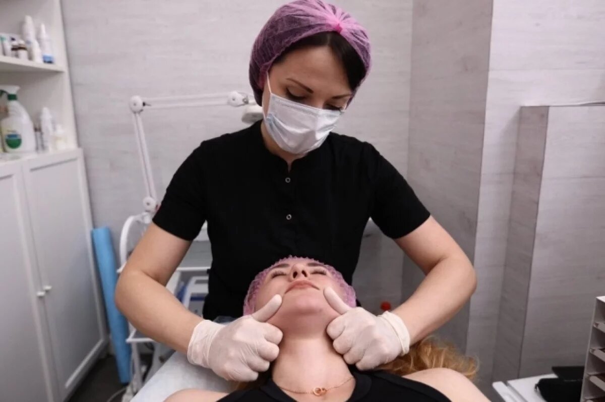    Спрос на косметологов в Новосибирске снизился, несмотря на сезон