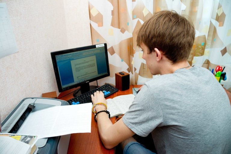    Дмитрий Куткин ("Вечерний Челябинск") Ольга Чистова