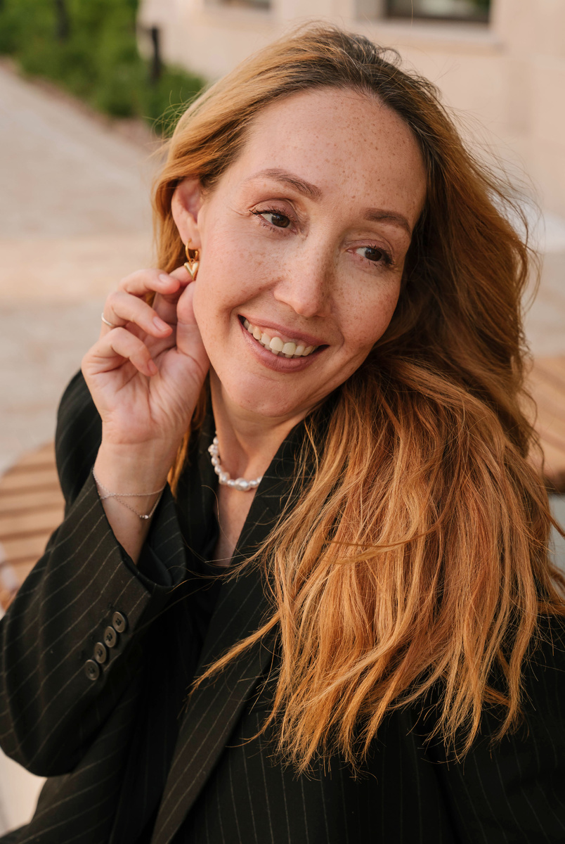 Всем привет 👋 Меня зовут Галина, добро пожаловать в мой уютный и красивый блог. Миниатюрные украшения из разных металлов я легко миксую 