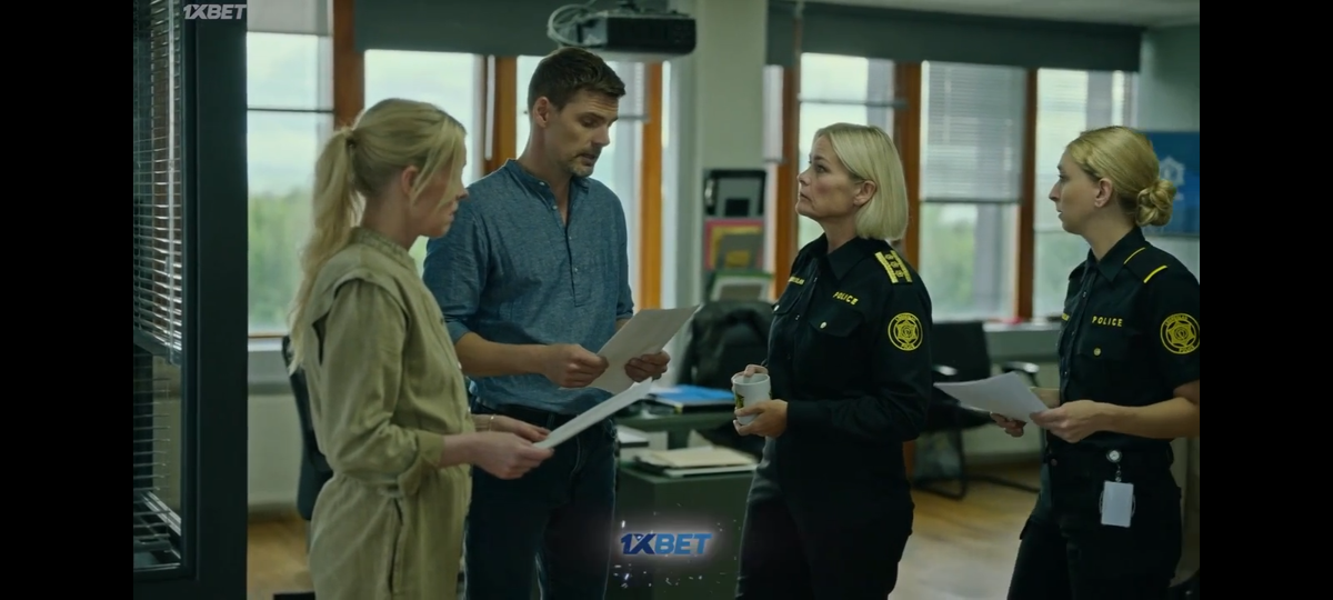 Кадр из сериала. 