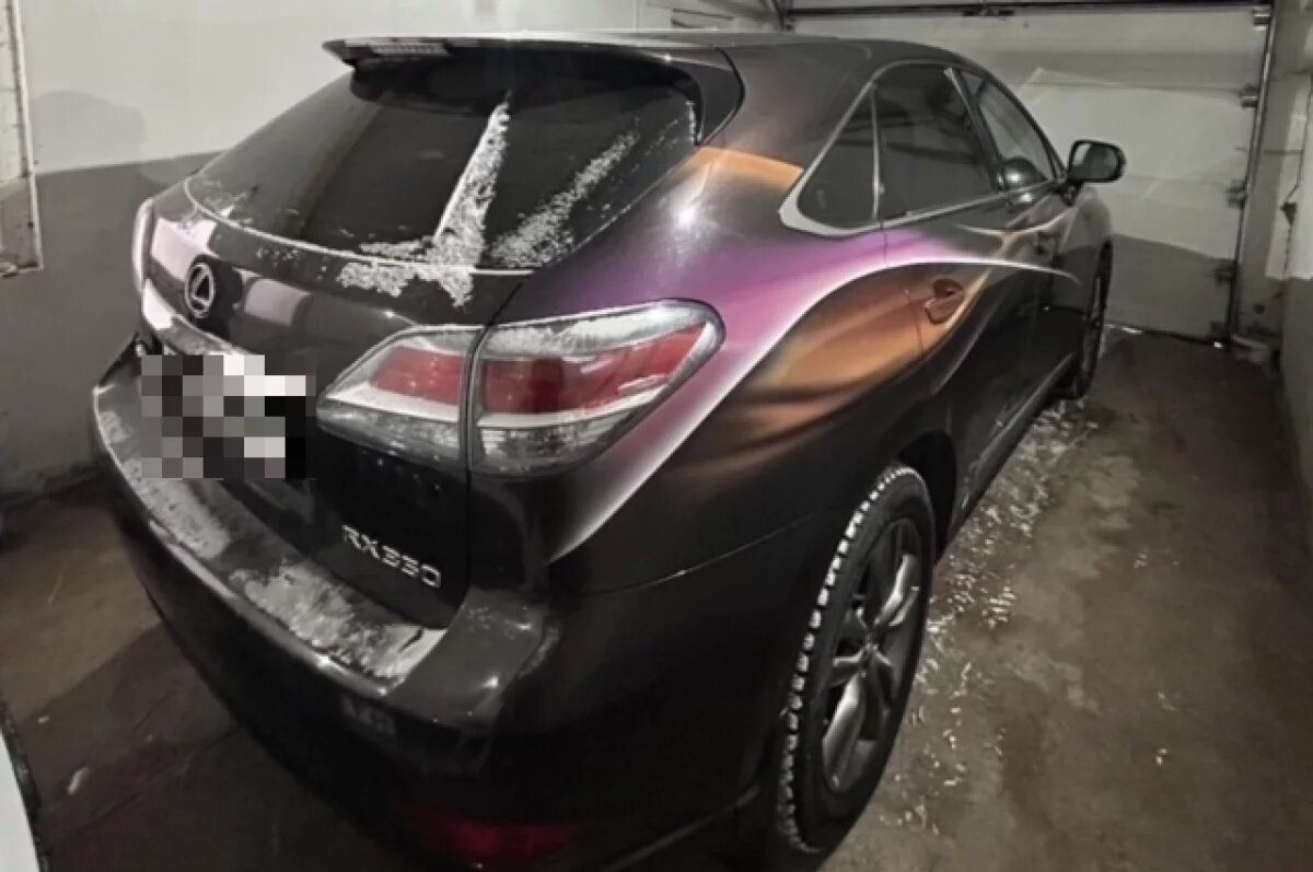    Бронзовый «Лексус» выставили на аукцион за 1,9 млн рублей в Новосибирске