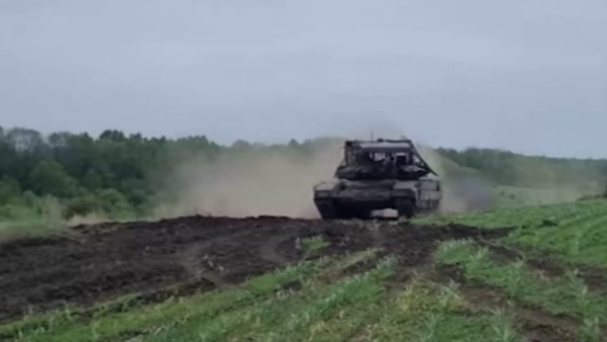    Северяне продвигаются вглубь Харьковской и Сумской областей, создавая полосу безопасности