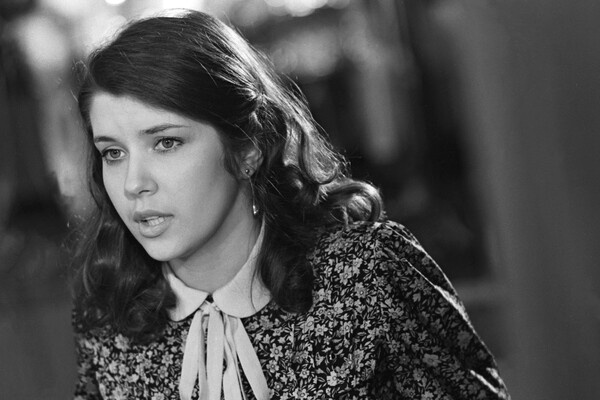    Актриса Вера Сотникова в роли Оли на съемочной площадке фильма «Признать виновным» режиссера Игоря Матвеевича Вознесенского, 1983 год / Валентин Мастюков/ТАСС