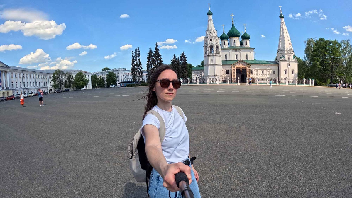 Храм Ильи Пророка — выдающийся памятник архитектуры Ярославской школы зодчества и живописи 17 века. Листайте галерею, чтобы увидеть ещё фото