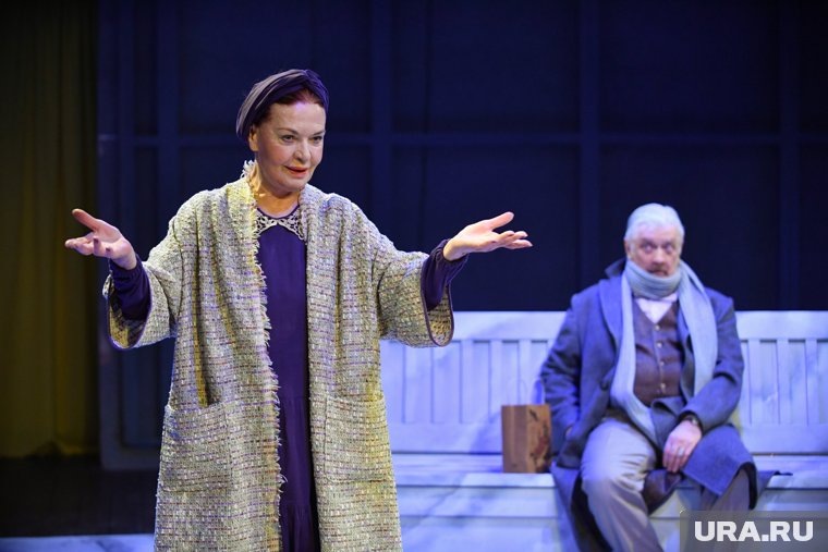    Людмила Чурсина празднует день рождения 20 июля