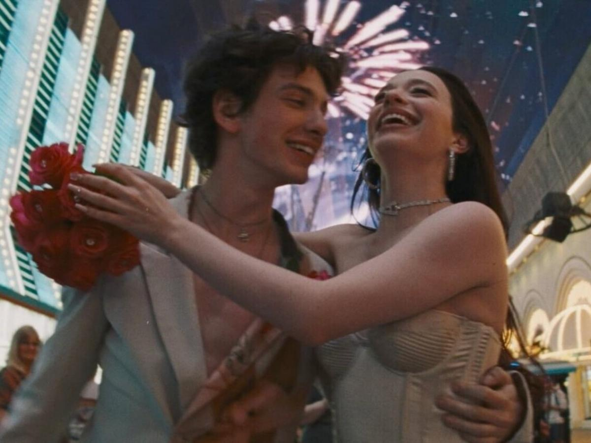 Анора - крутой и дерзкий проект про молодых людей из разных слоев общества.