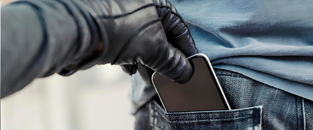 Как мошенники превращают iPhone в «кирпич» — и как не попасться