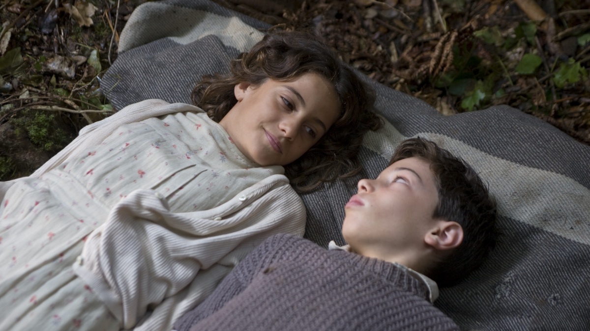 Кадр из фильма «Чёрный хлеб» (2010)