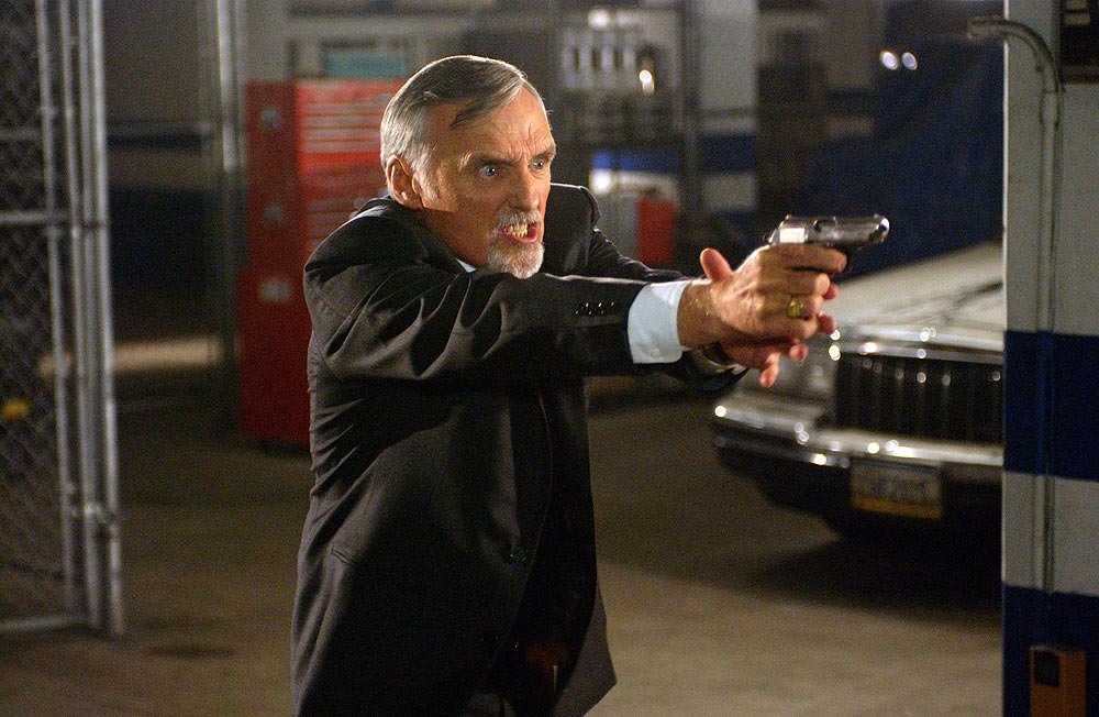 Кадр из фильма «Земля мёртвых» (2005)