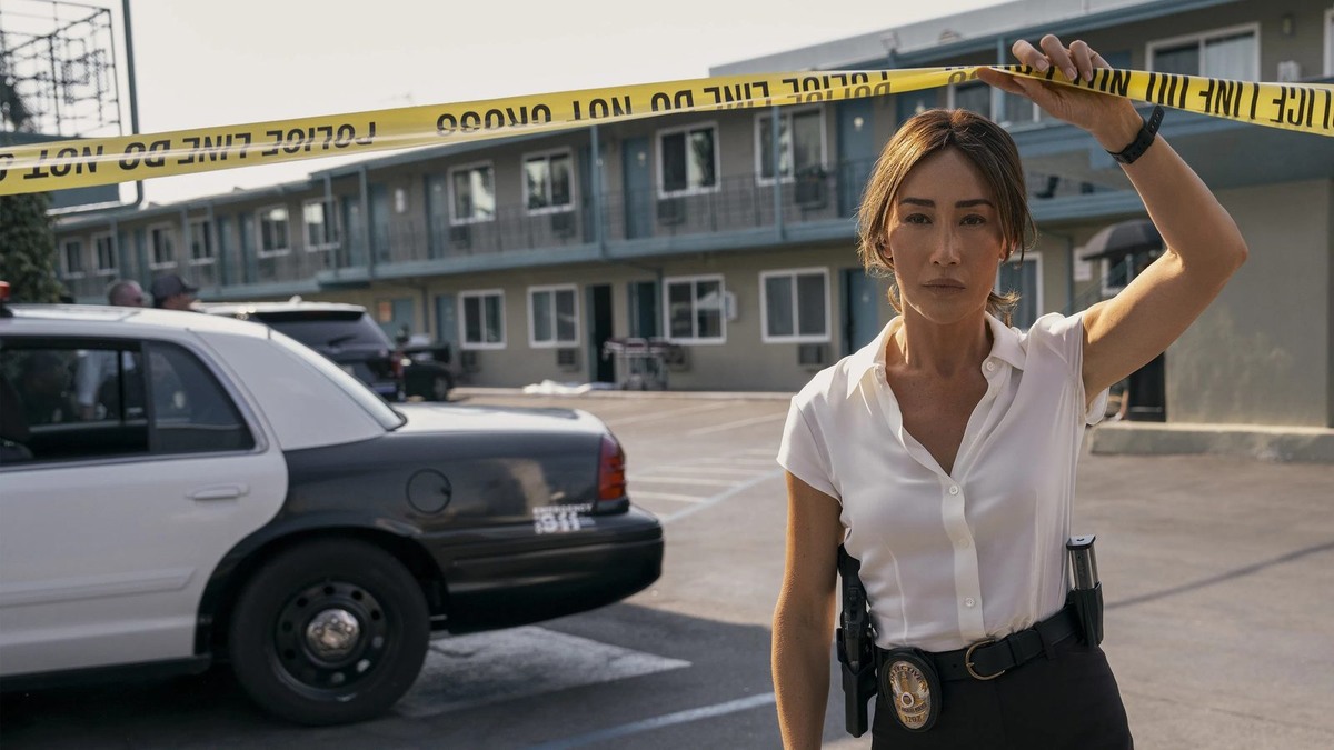 Ballard (2025) / США / Prime Video / Жанр: детективная драма / Шоураннеры: Майкл Алаймо, Кендалл Шерууд