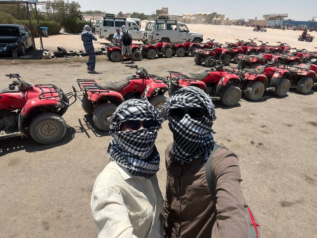 Фото сделал я, мы казахи, я автор фото.