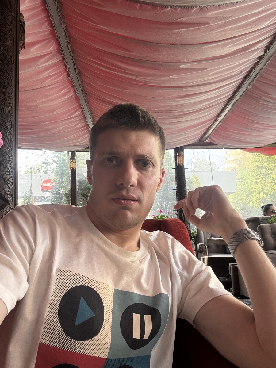 Адвокат КА «Гильдия Московск адвокатов «Бурделов и партнеры» Владимир Александрович Быстров