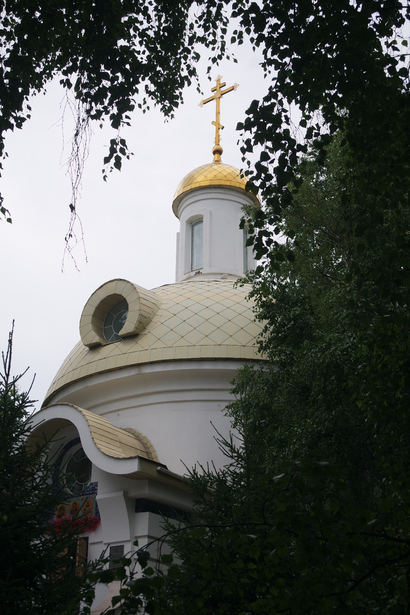 Церковь была построена в 2008 году на средства местных предпринимателей и горожан.