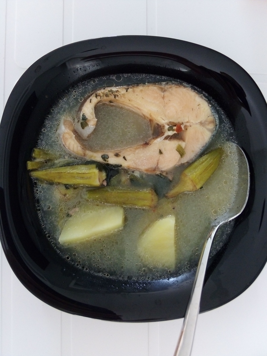 Уха с бамией