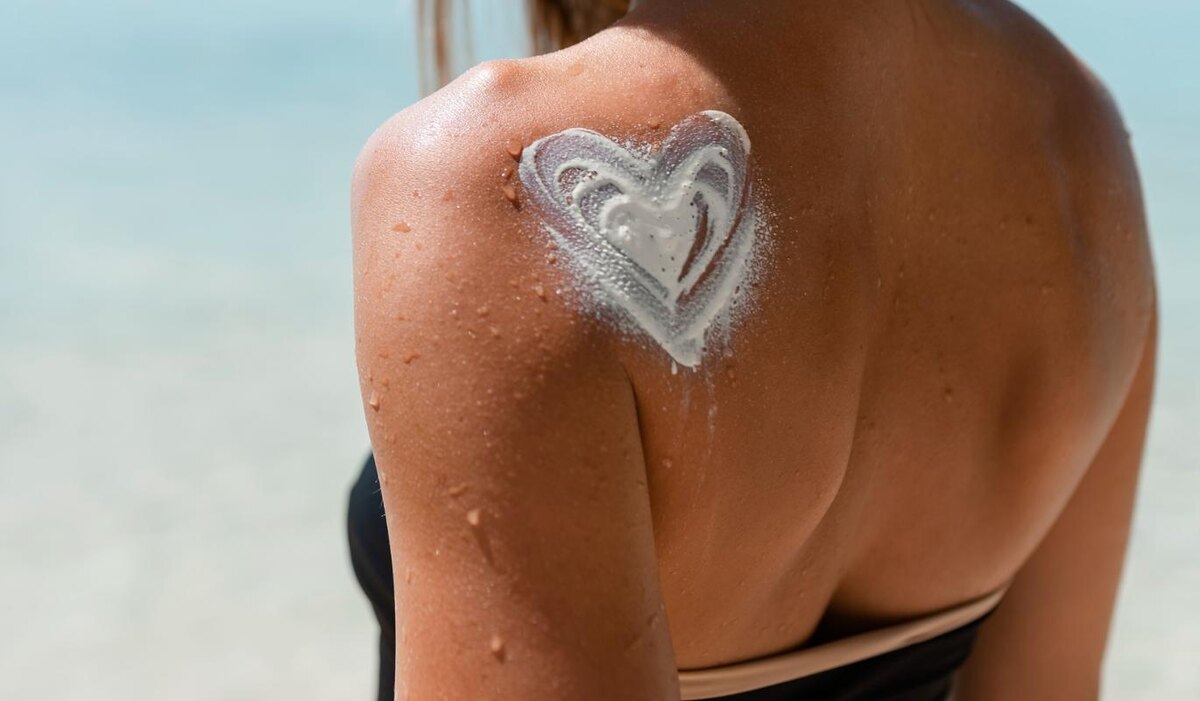     Ближе к природе: как приручить минеральные солнцезащитные кремы?