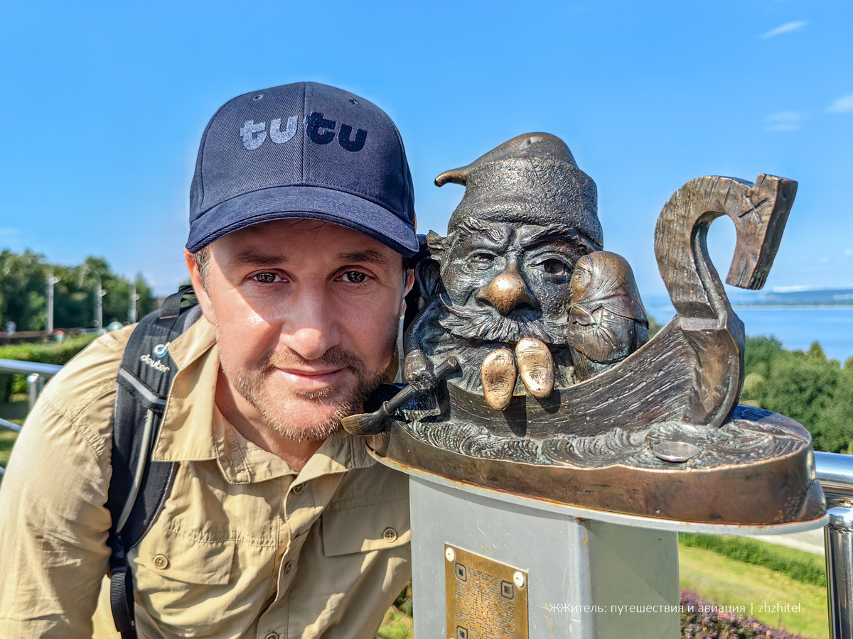 Фото с колобком на память — обязательная часть туристической программы в Ульяновске