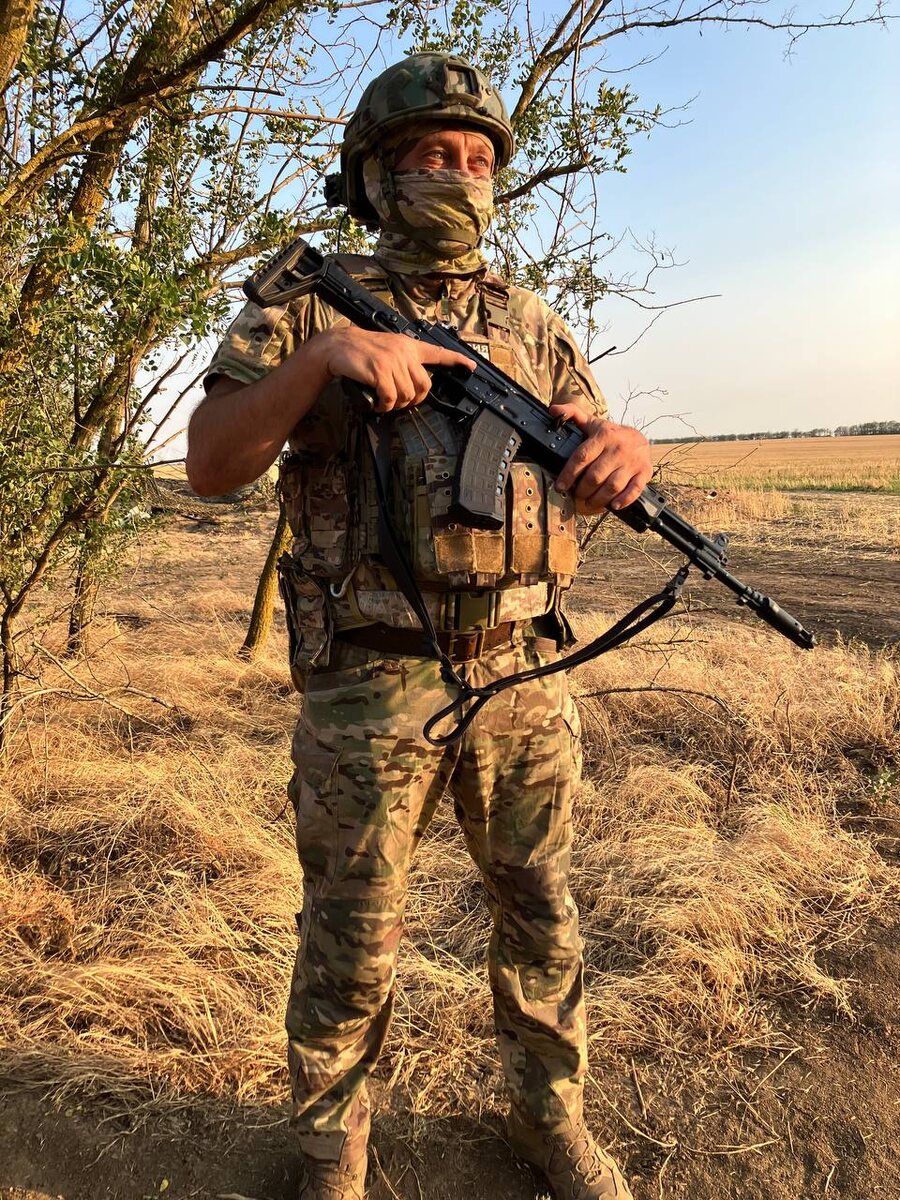 Солдат Василич на работе.