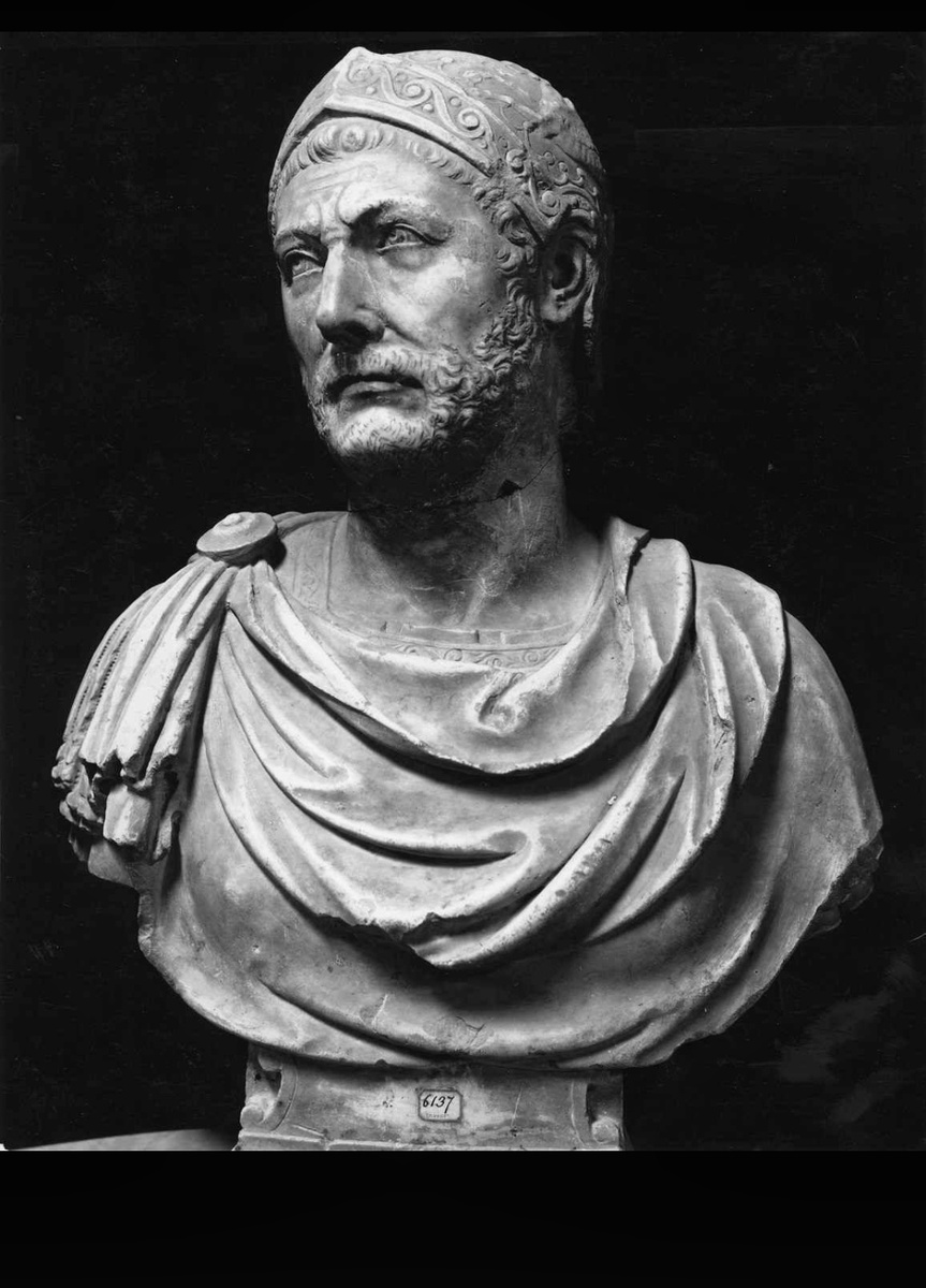 Бюст Ганнибала. Национальный музей Неаполя 